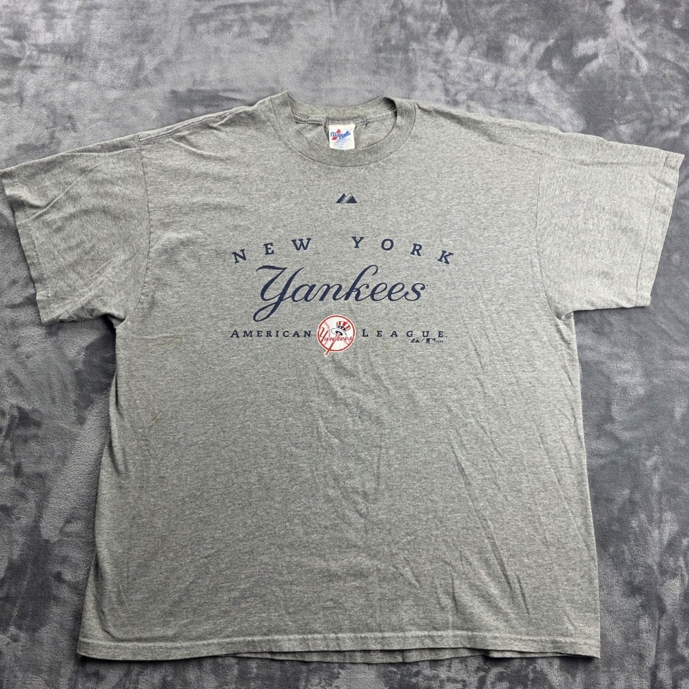 Majestic T-Shirt Mens XL Gray New York Yankees American‎ League 2005 Graphic